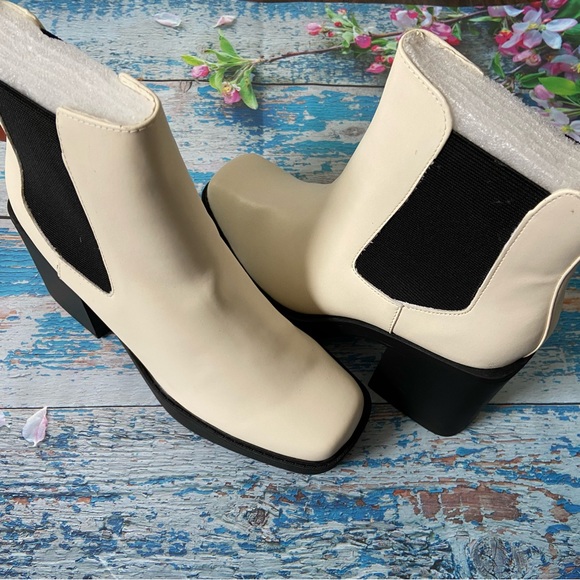 MIA Boots - Picture 3 of 7